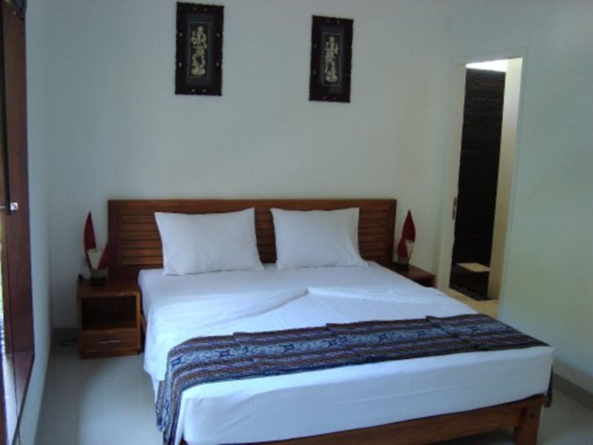 Dream Estate Resort Senggigi Buitenkant foto