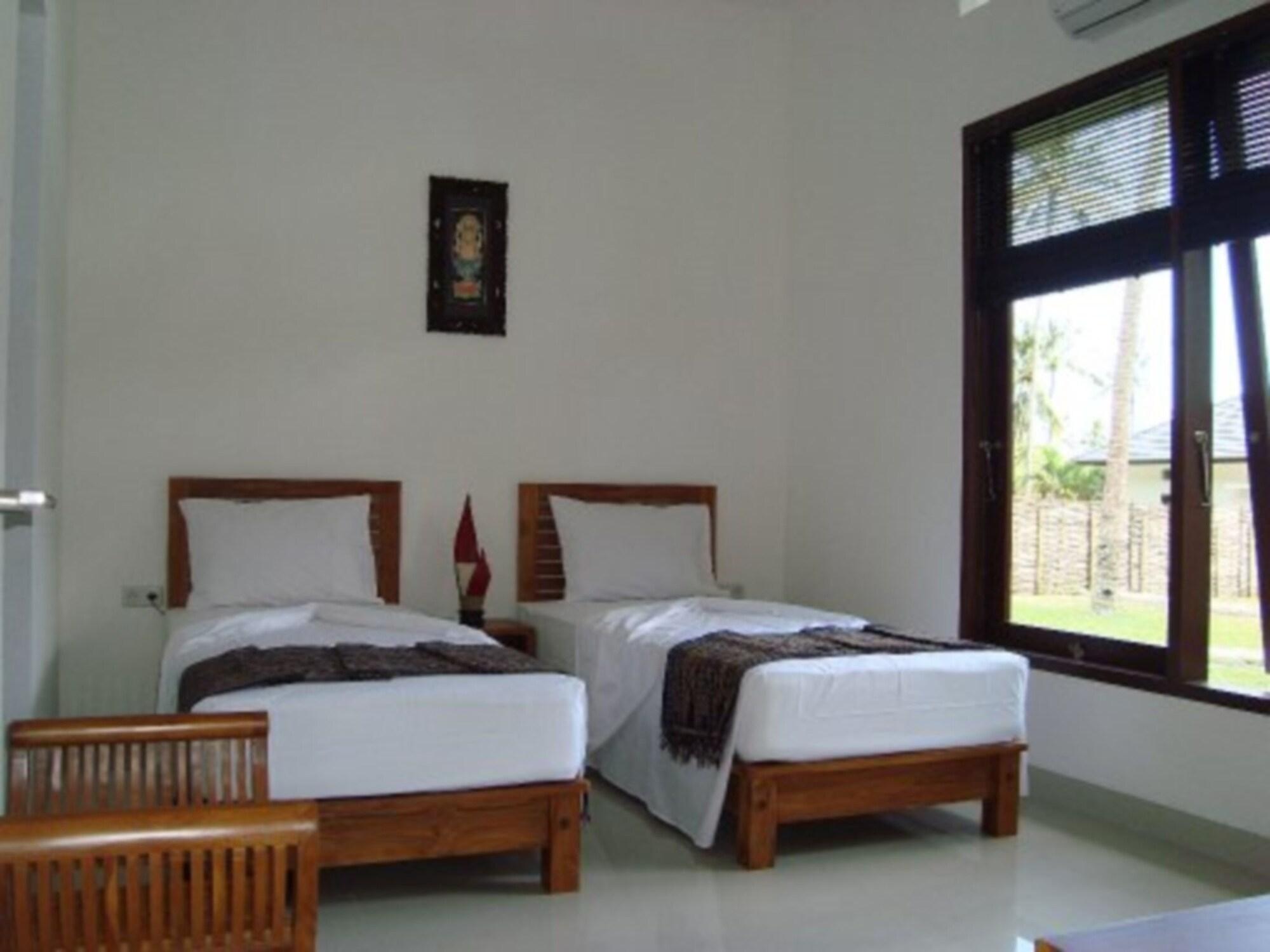 Dream Estate Resort Senggigi Buitenkant foto