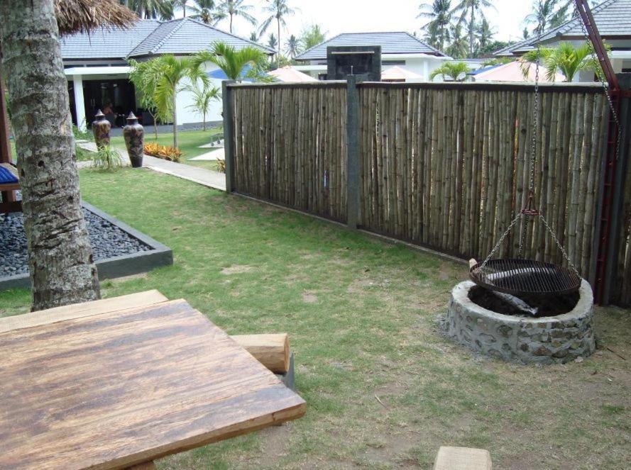 Dream Estate Resort Senggigi Buitenkant foto