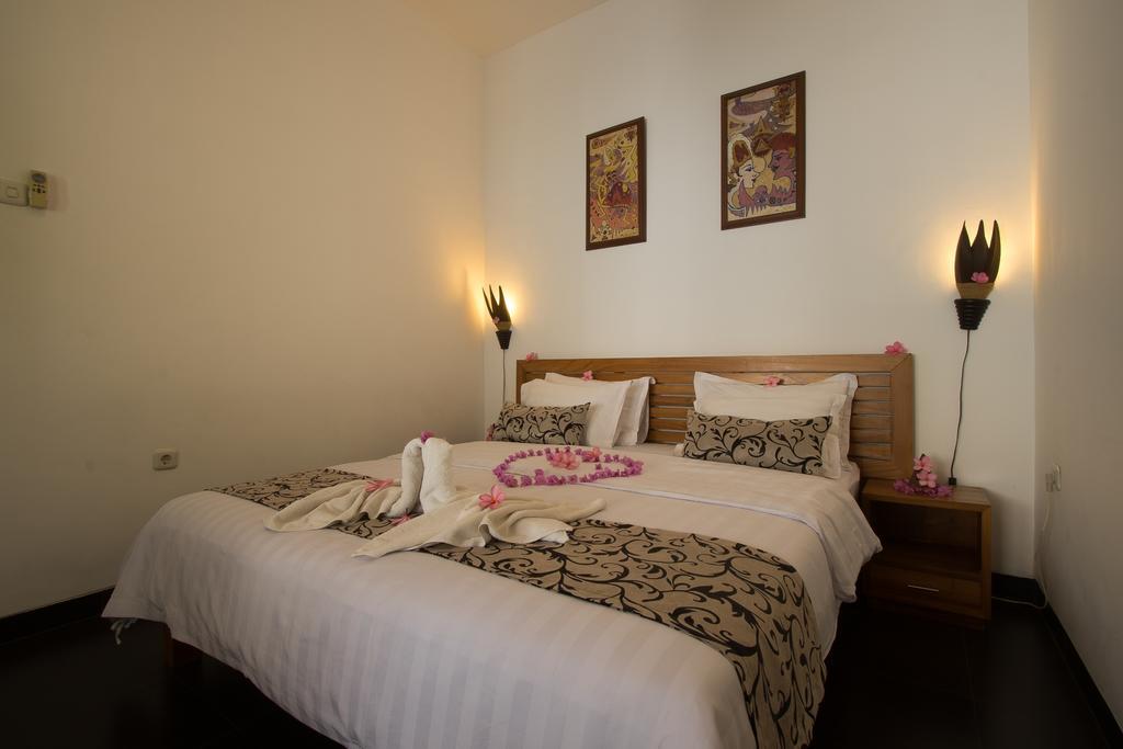 Dream Estate Resort Senggigi Buitenkant foto