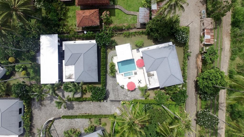 Dream Estate Resort Senggigi Buitenkant foto