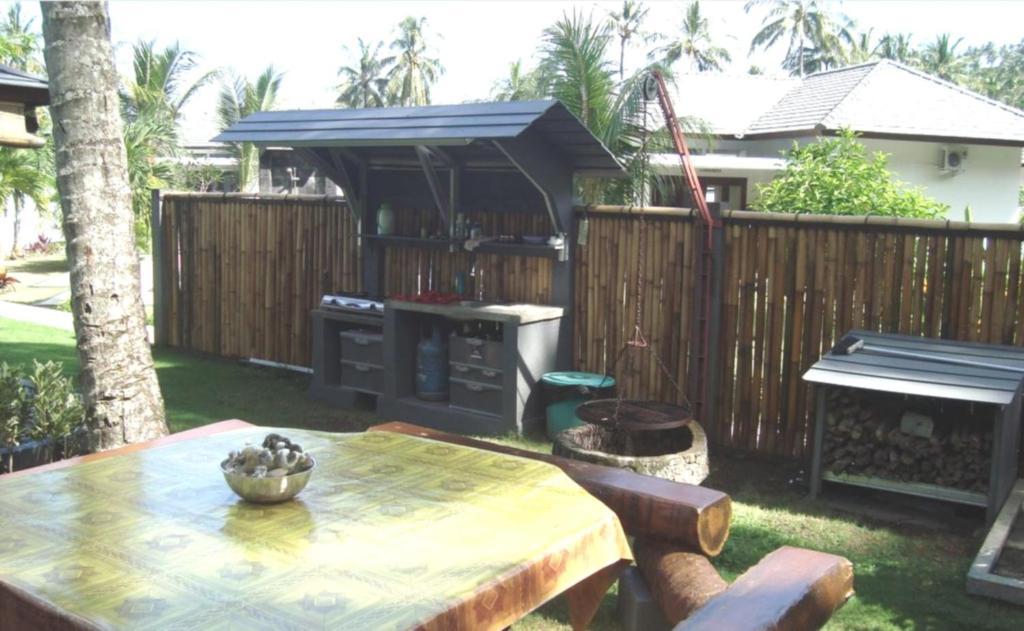 Dream Estate Resort Senggigi Buitenkant foto