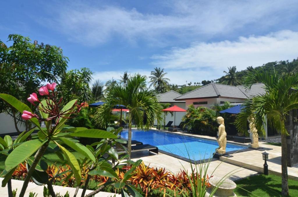 Dream Estate Resort Senggigi Buitenkant foto